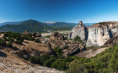 Fototapeta na wymiar The Meteora is a rock formation in central Greece, in the western region of Thessaly, where the popular tourist attractions Meteora monasteries are located. UNESCO World Heritage List