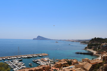 SPECTACULAR VIEW TO THE MEDITERRANEAN SEA WITH YACHTS AND LUXURY HOUSES