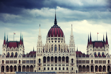 Fototapeta premium The Hungarian Parliament Building, also known as the Parliament of Budapest.One of Europe's oldest legislative buildings, a notable landmark of Hungary and a popular tourist destination of Budapest