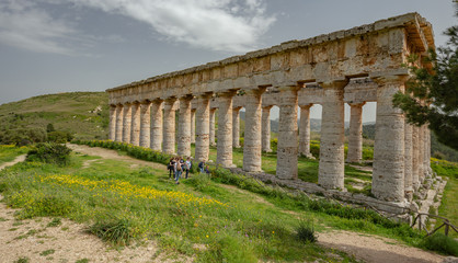 Fototapeta na wymiar Historical Temple Ruin of Segesta