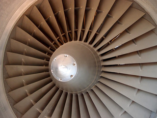 Jet engine fan