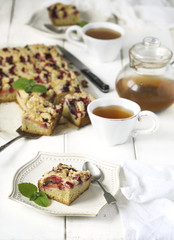 Plum pie