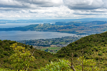 Fototapeta na wymiar Overlooking Taupo and Lake Taupo from Mt Tauhara