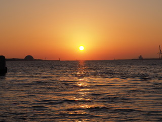 海に沈む夕日