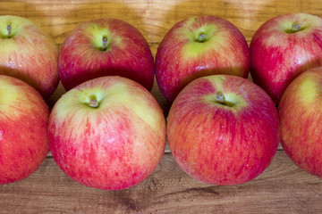 raw freshness apple