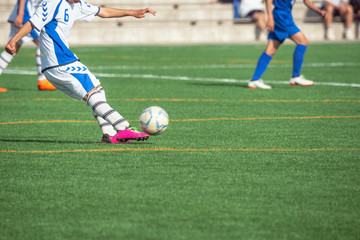 Obraz premium 高校サッカー試合風景