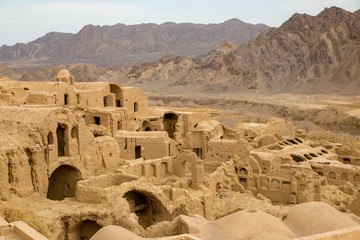 Fototapeta na wymiar Kharanaq ruins