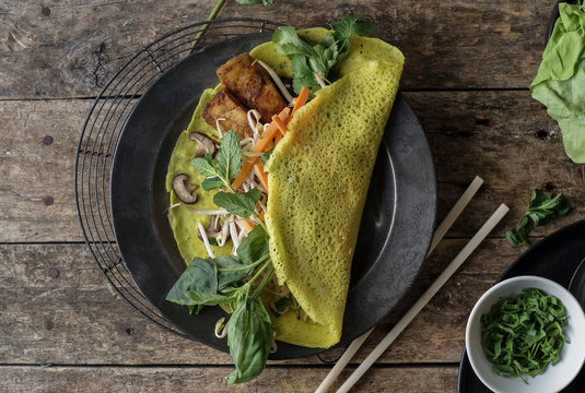 Vietnamese Savory Fried Pancake With Vegetables