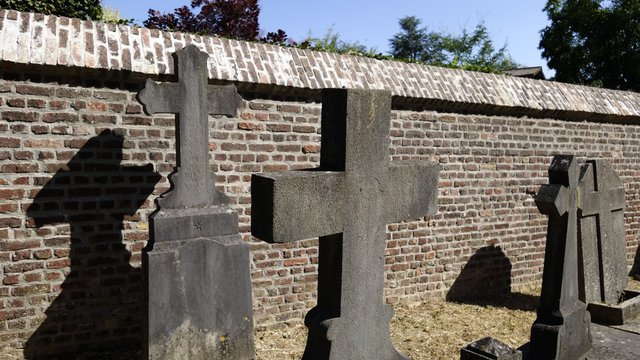 Croix tombales
