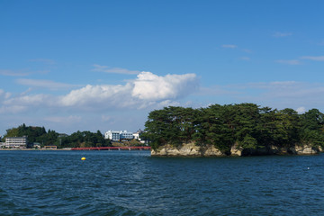 Naklejka premium 松島湾 遊覧船からの景色 matsushima bay