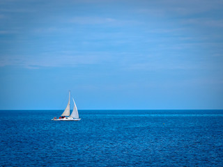 Fototapeta premium Small sailing boat 