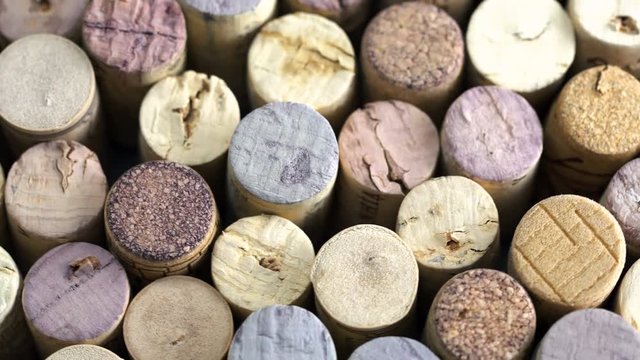 Bine corks rotating