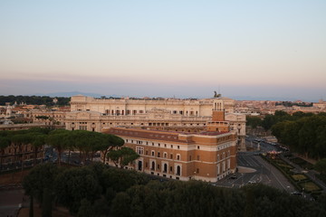 Obraz premium Widok z Zamku Świętego Anioła na Sąd Najwyższy w Rzymie we Włoszech