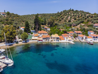 Luftaufnahme, Bucht von Paleo Trikiri, Insel Pangias Trikeri, Trikeri-Milina, Region Volos, Meerenge von Trikiri, Halbinsel Pilion, Pagaitischer Golf, Griechenland © David Brown