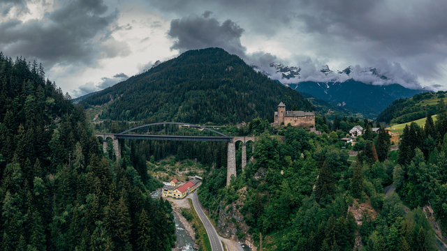 Wiesberg 이미지 – 찾아보기 28 스톡 사진, 벡터 및 비디오 | Adobe Stock