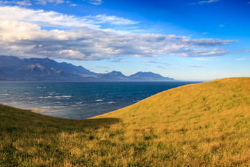 Kaikoura sea and mountains © korkeakoski