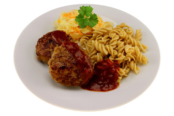 Frikadelle (vom Schwein) mit Paprikasoße dazu Vollkornnudeln und Krautsalat