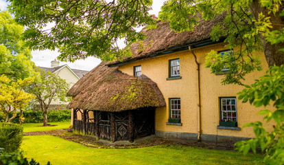Fototapeta na wymiar Traditional cottage in village Adare, County Limerick, Ireland