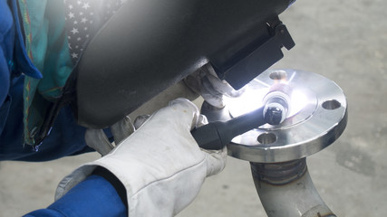 Welder Industrial welding part in Oil and Gas or Petrochemical