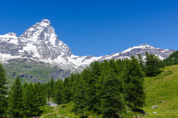 Fototapeta na wymiar Matterhorn from Italian Side