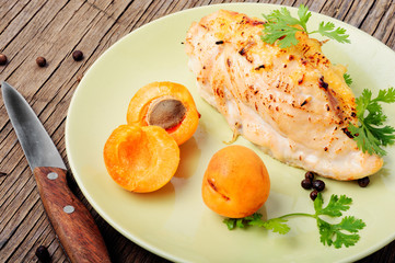 Grilled chicken with apricot