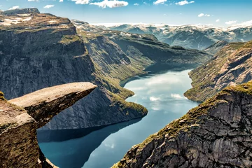 Foto auf Acrylglas Skandinavien Trolltunga Norwegen - Wandern im Urlaub
