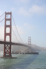 Golden Gate Bridge im Nebel