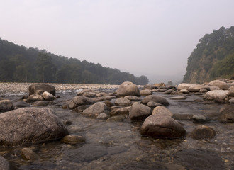Ramganga ein Nebenfluss des Ganges, hier am Corbett Nationalpark im Uttarakhand Indien