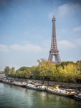 Sc&egrave;ne de vie bord de Seine