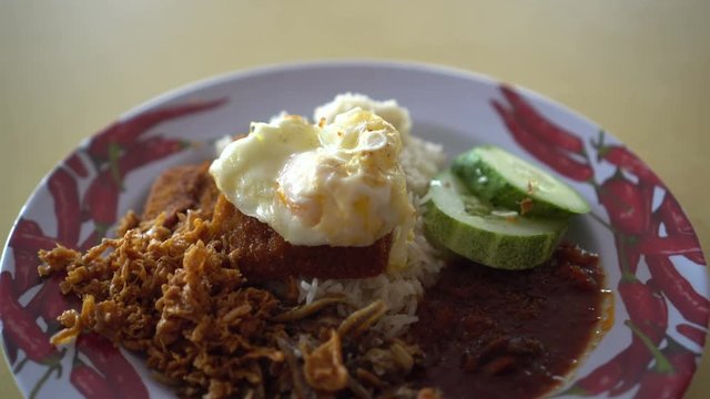 Turn around nasi lemak, Singapore Malaysian famous food