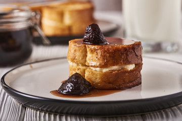 croutons with cottage cheese