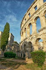 Das schöne Amphitheater in Pula-Kroatien