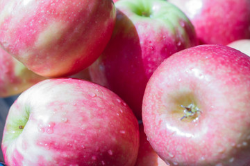 red juicy apples close-up