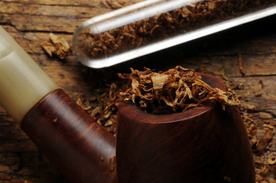 Lula Pipa Tabakspfeife Cachimbo &Pi;ί&pi;&alpha; Pito Pipe Tabacco Курительная трубка Tobacco 烟斗 Fajka 담뱃대  پیپ Tobakspibe מקטרת Pijp  rookgerei D&yacute;mka غليون التدخين 