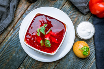 Borscht with sour cream