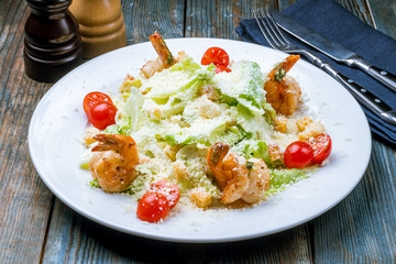 salad caesar with shrimps