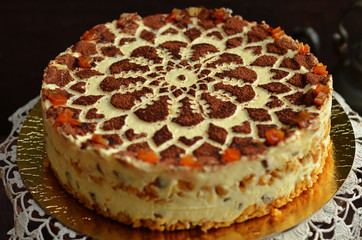 Vanilla cheesecake sprinkled with cocoa