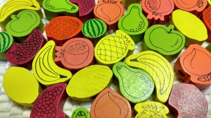 Figures of fruit