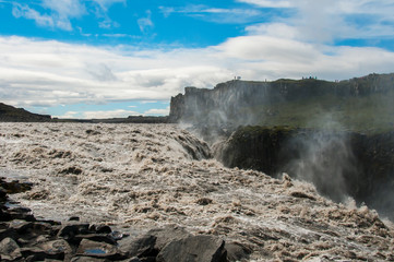A imponente cascata de Dettifoss, na Islândia