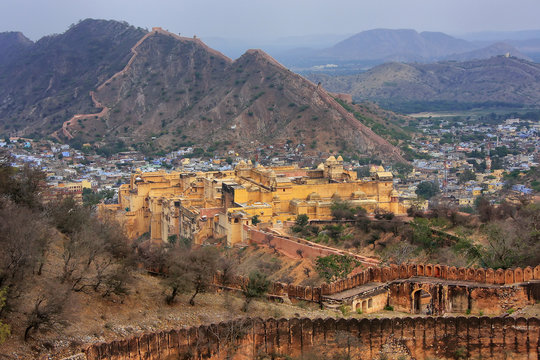 Amber Fort and defensive walls of Jaigarh Fort in Rajasthan, India.