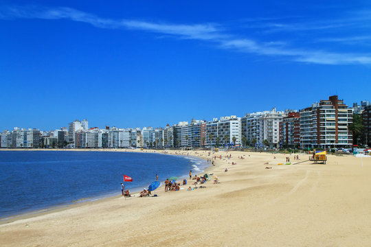 Pocitos beach along the bank of the Rio de la Plata in Montevideo, Uruguay