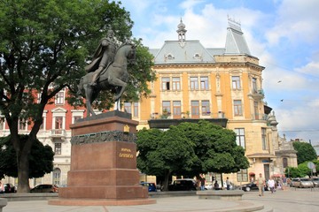 Fototapeta na wymiar The Monument of king Daniel of Galicia in Lviv, Ukraine