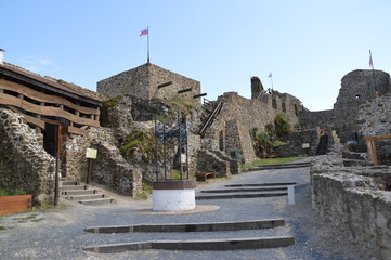 Fototapeta na wymiar Castle of Szigliget in Hungary
