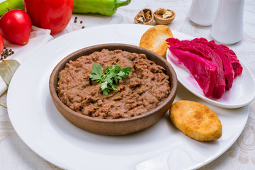 bean lobio in a pot