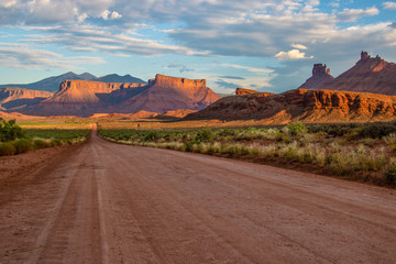 Dirt road through Utah desert