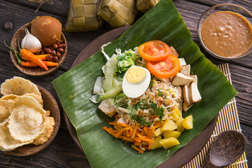 gado gado, famous indonesian tradtional dish