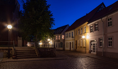 Fototapeta na wymiar Altstadt bei Nacht