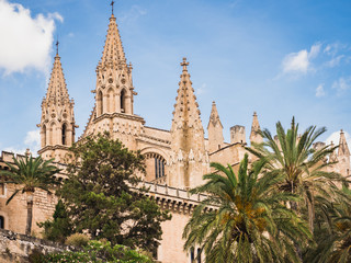 Fototapeta premium Historical sights. Gothic cathedral of the Diocese of Mallorca, located in the city of Palma de Mallorca. La Seu.