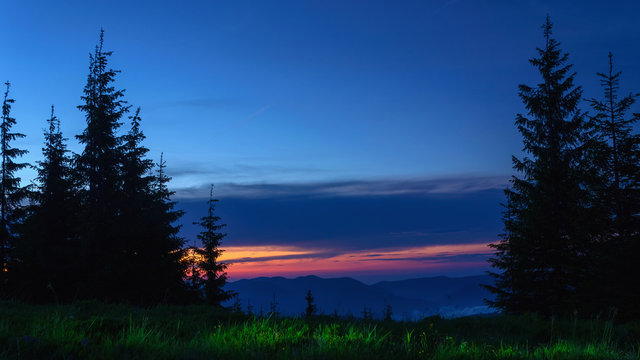 Fototapeta Evening mountains landscape