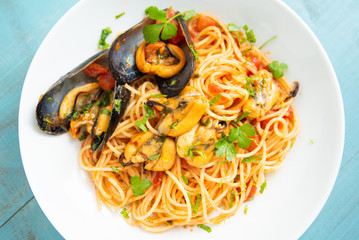 Spaghetti con cozze e pomodoro, Mediterranean food 